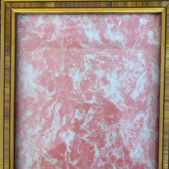 Beautiful Inlaid Wooden 6 x 8 Picture Frame - Picture 1 of 5